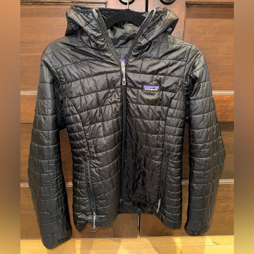 Patagonia Black Quilted Hooded Jacket